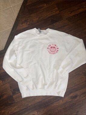 White 'Be Mine Valentine' Crewneck Sweatshirt